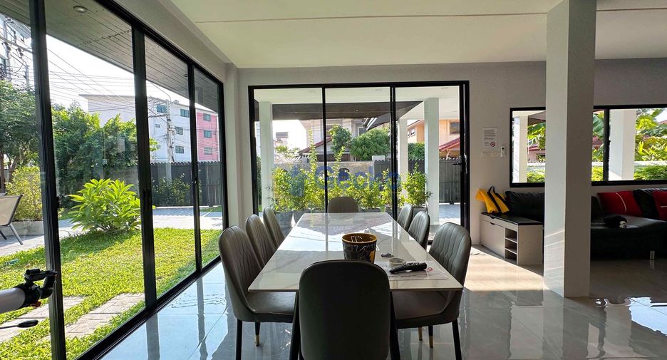 Casa en alquiler y en venta de 7 habitaciones en Bang Lamung, Chonburi