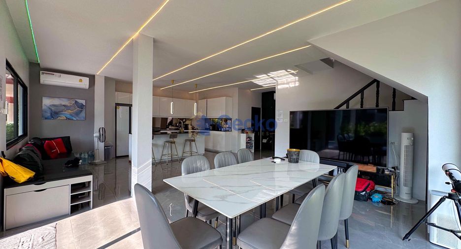 Casa en alquiler y en venta de 7 habitaciones en Bang Lamung, Chonburi
