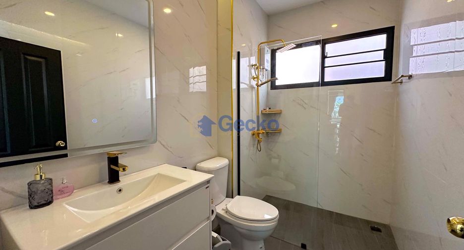 Casa en alquiler y en venta de 7 habitaciones en Bang Lamung, Chonburi