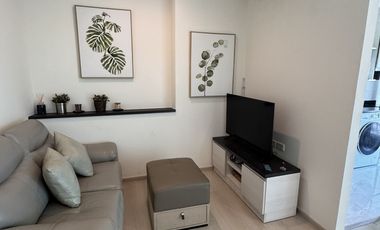 À louer 2 chambres condo à Huai Khwang, Bangkok