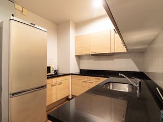 For rent 2 ベッドルーム condo in Pathum Wan, Bangkok