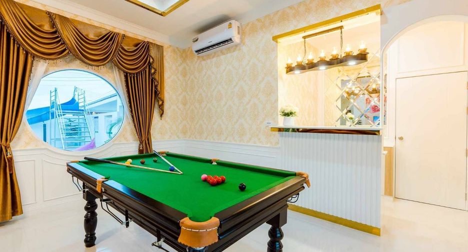 À louer 4 chambres villa à Hua Hin, Prachuap Khiri Khan