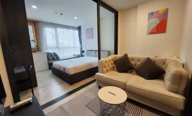 Condo en alquiler de 1 habitaciones en Huai Khwang, Bangkok