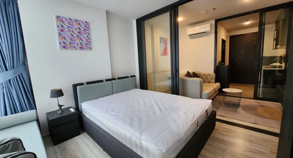 Wohnung zur Miete mit 1 Zimmer in Huai Khwang, Bangkok