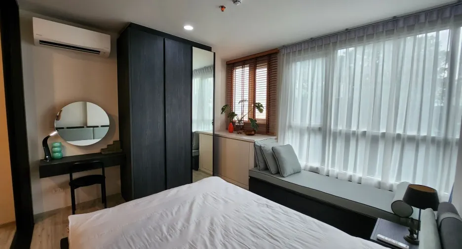 Wohnung zur Miete mit 1 Zimmer in Huai Khwang, Bangkok