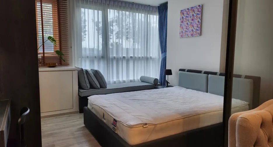 Wohnung zur Miete mit 1 Zimmer in Huai Khwang, Bangkok