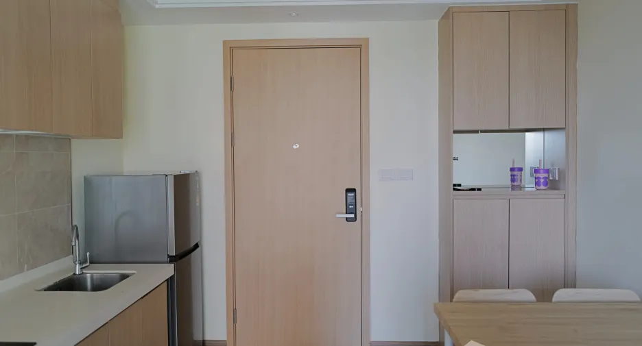 For rent 2 bedrooms condo in Yan Nawa, Bangkok