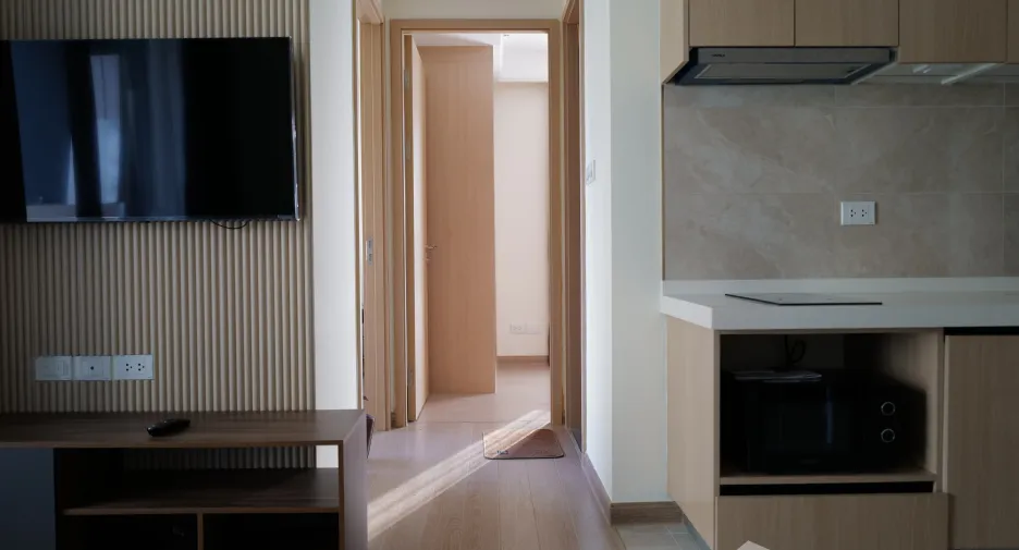 For rent 2 bedrooms condo in Yan Nawa, Bangkok