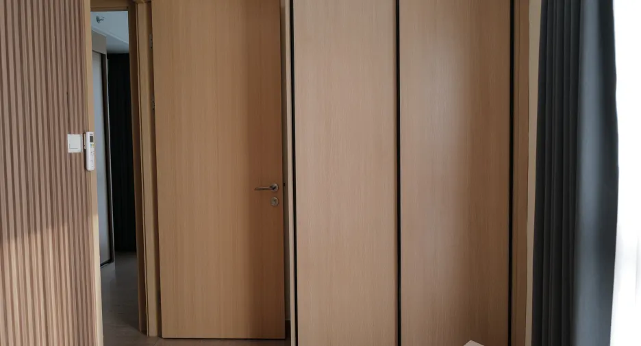 For rent 2 bedrooms condo in Yan Nawa, Bangkok