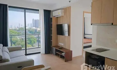 For rent 2 bedrooms condo in Yan Nawa, Bangkok