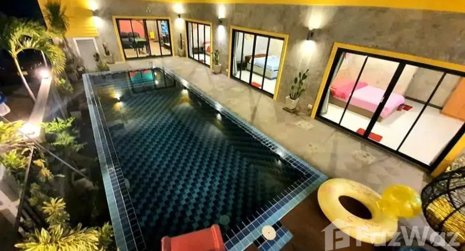 For rent 5 bedrooms villa in Hua Hin, Prachuap Khiri Khan