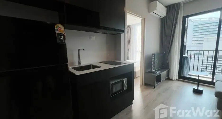 For rent studio condo in Huai Khwang, Bangkok