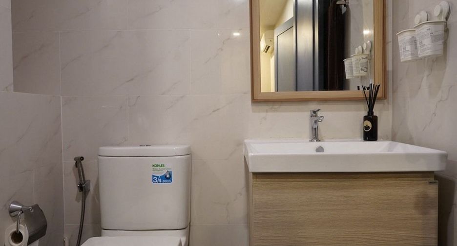 For rent 1 Beds condo in Yan Nawa, Bangkok