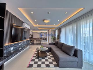 Condo en alquiler de 3 habitaciones en Bang Lamung, Chonburi