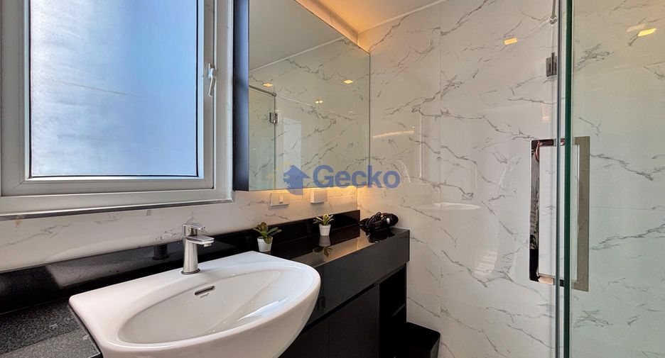 For rent 3 bedrooms condo in Bang Lamung, Chonburi