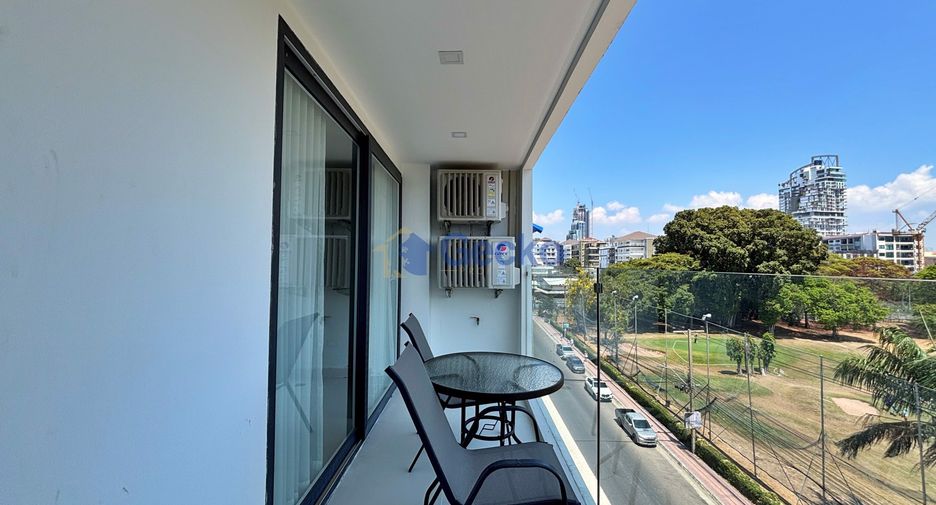 For rent 3 bedrooms condo in Bang Lamung, Chonburi