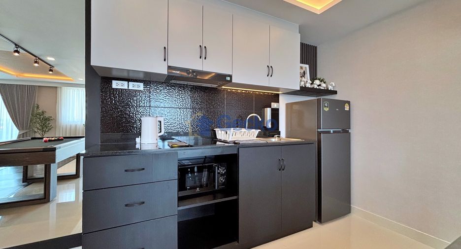 For rent 3 bedrooms condo in Bang Lamung, Chonburi