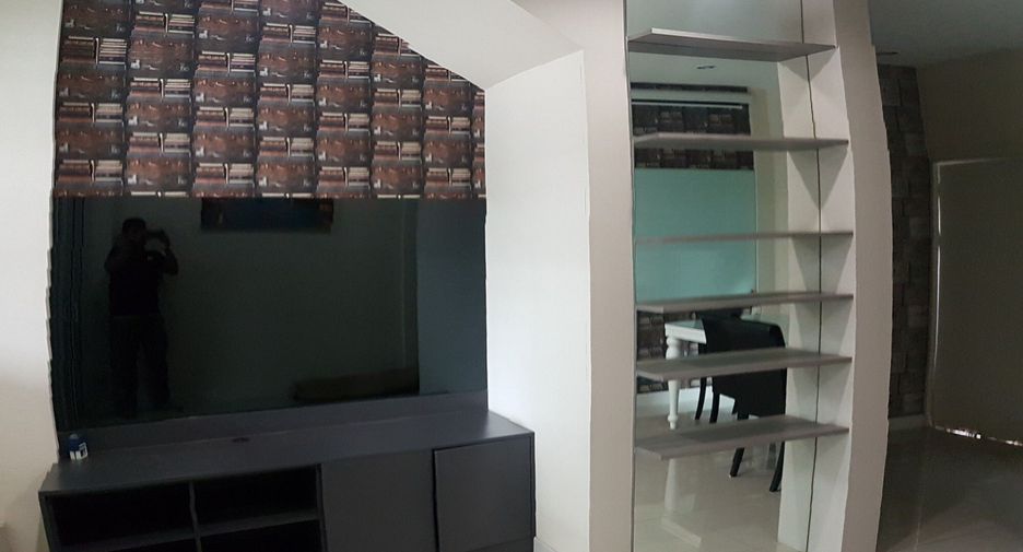 À vendre studio maison de ville à Saphan Sung, Bangkok