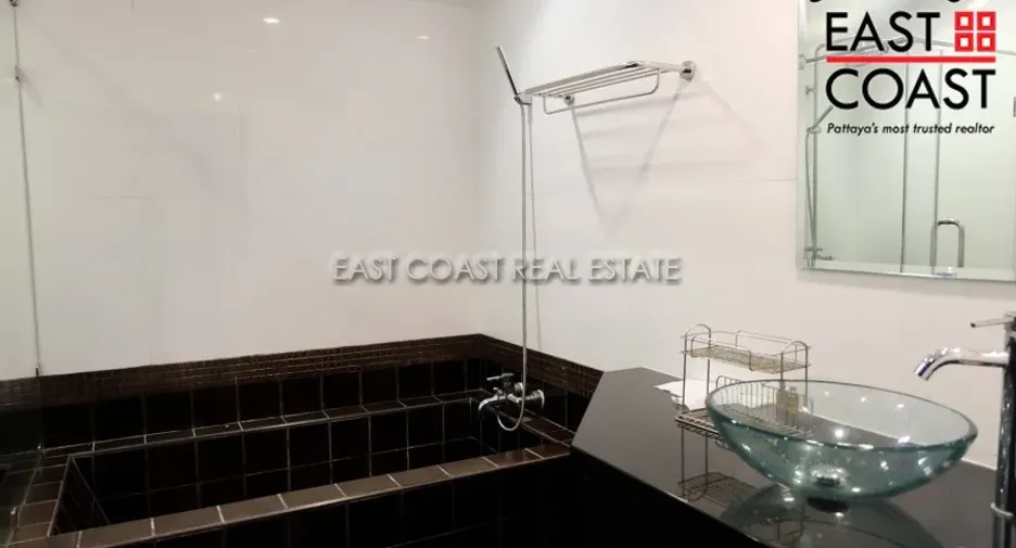 For rent and for sale 3 bedrooms house in Na Jomtien, Pattaya