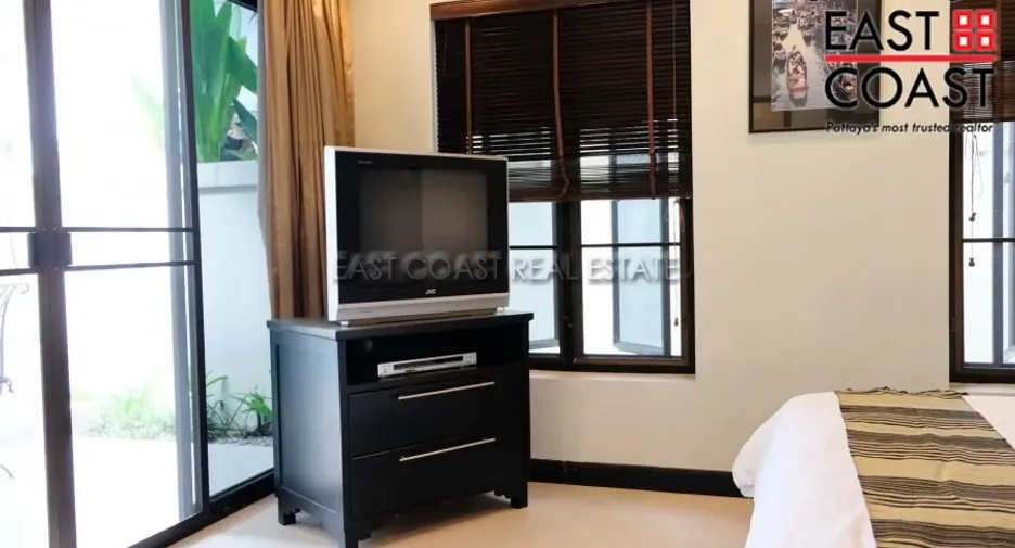 For rent and for sale 3 bedrooms house in Na Jomtien, Pattaya