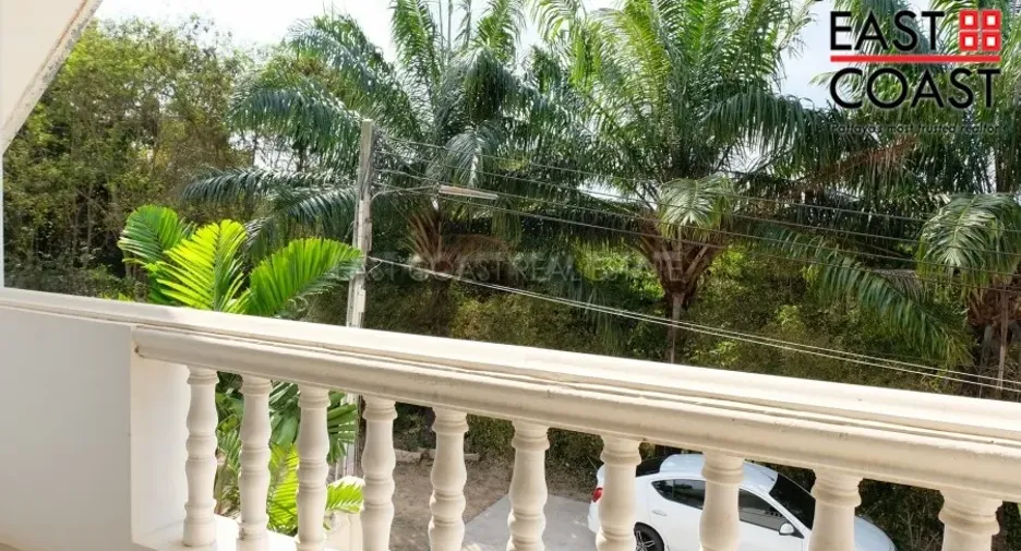 For rent and for sale 3 bedrooms house in Na Jomtien, Pattaya