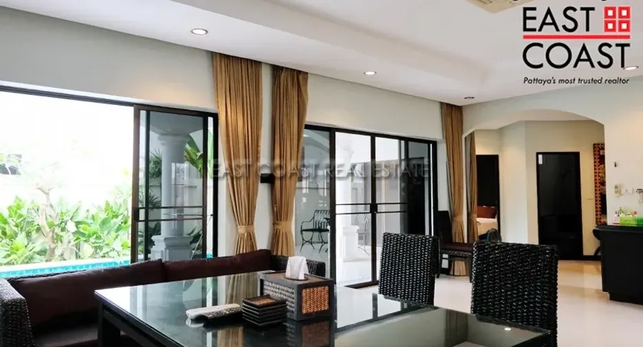 For rent and for sale 3 bedrooms house in Na Jomtien, Pattaya