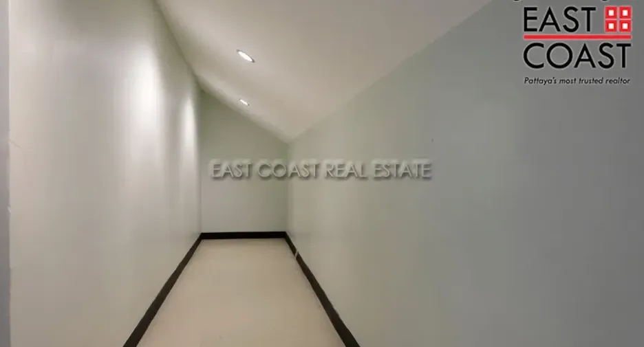 For rent and for sale 3 bedrooms house in Na Jomtien, Pattaya