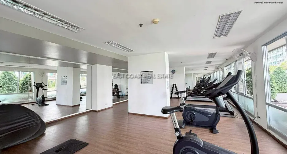 For rent and for sale 1 bed condo in Bang Lamung, Chonburi