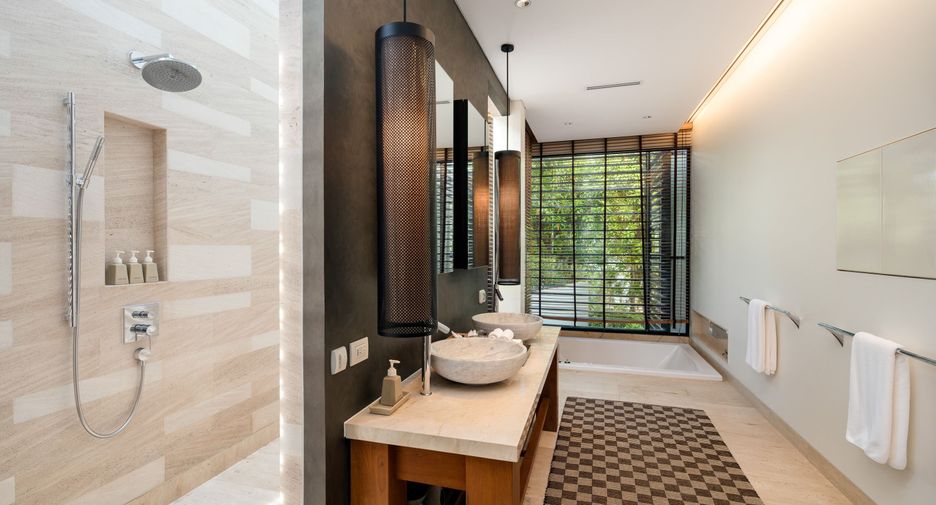 For sale 10 bedrooms villa in Thalang, Phuket