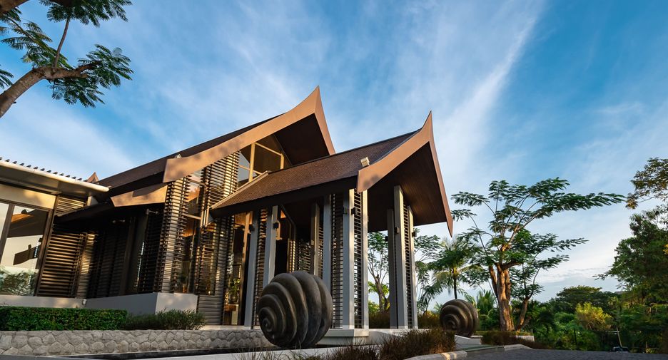 For sale 10 bedrooms villa in Thalang, Phuket