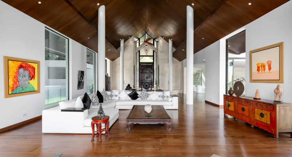 For sale 7 bedrooms villa in Thalang, Phuket