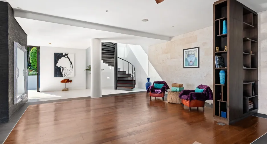 For sale 7 bedrooms villa in Thalang, Phuket