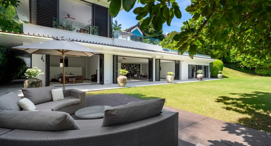 For sale 7 bedrooms villa in Thalang, Phuket