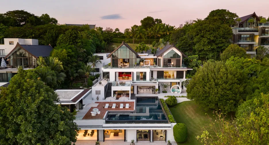 For sale 7 bedrooms villa in Thalang, Phuket