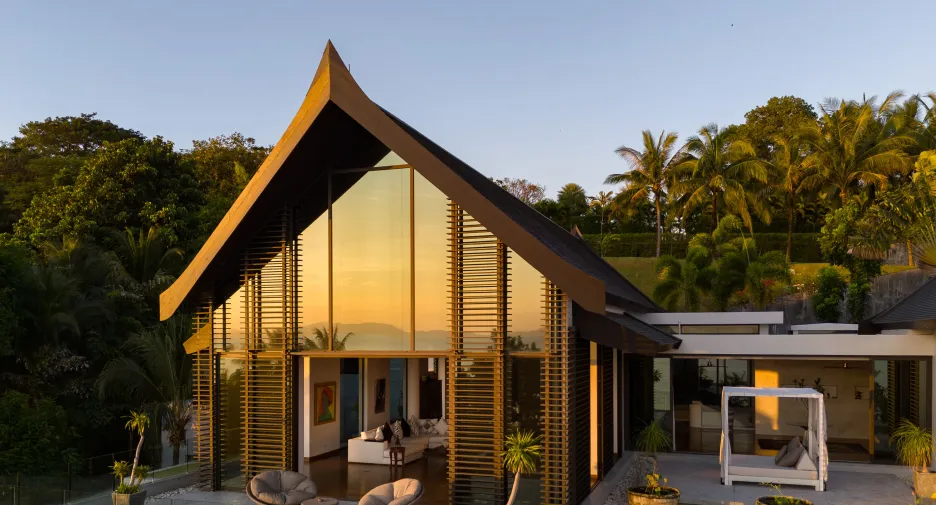 For sale 7 bedrooms villa in Thalang, Phuket