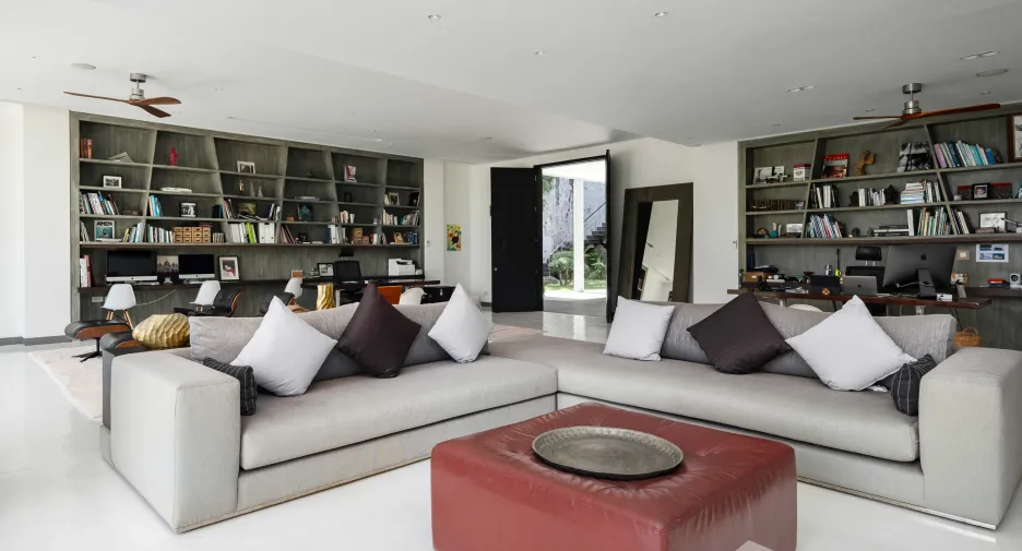 For sale 7 bedrooms villa in Thalang, Phuket