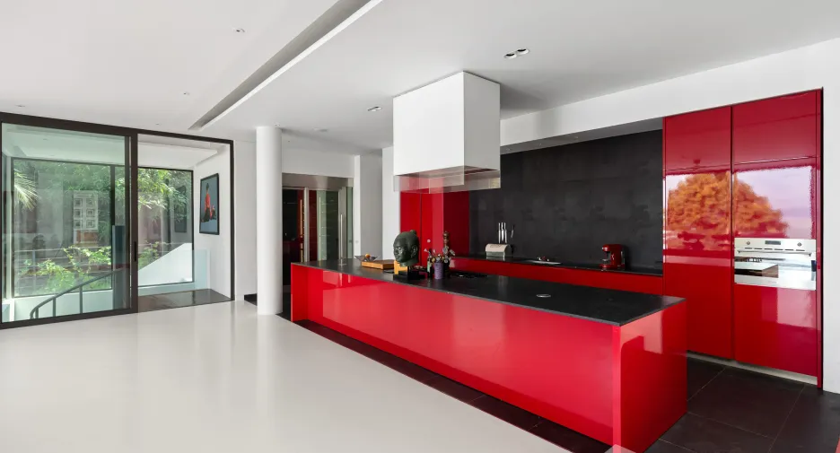 For sale 7 bedrooms villa in Thalang, Phuket