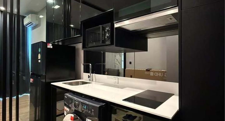 For rent 1 bed condo in Phaya Thai, Bangkok