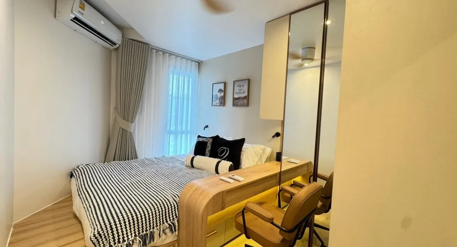À louer 3 chambres condo à Yan Nawa, Bangkok