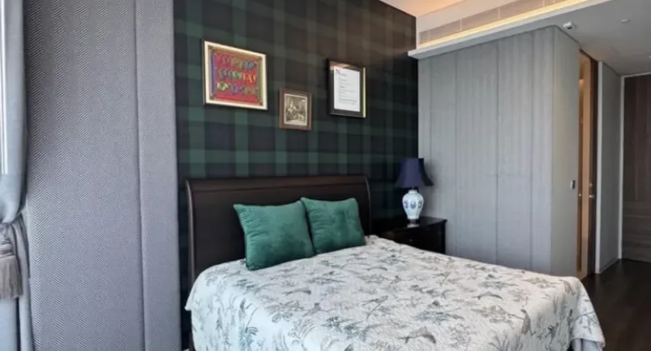 For rent 3 bedrooms condo in Watthana, Bangkok