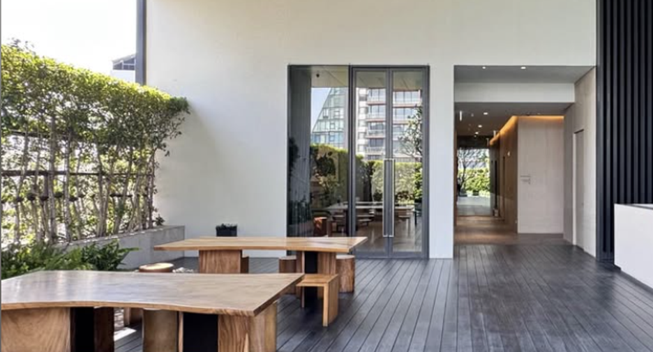 For rent 3 bedrooms condo in Watthana, Bangkok