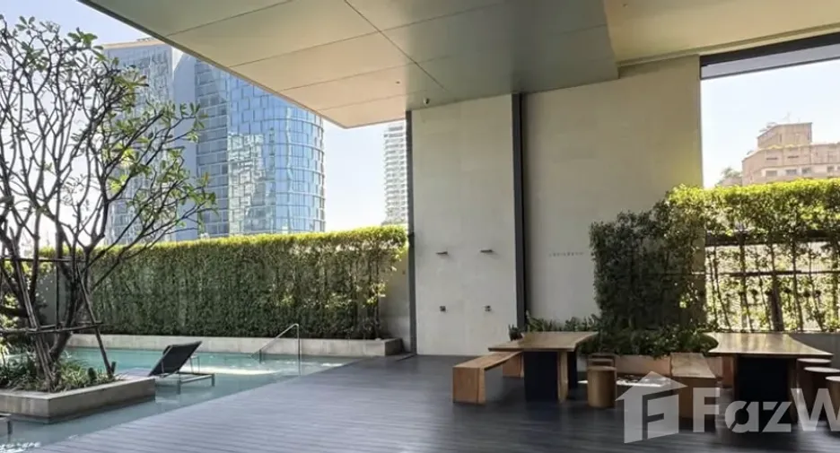 For rent 3 bedrooms condo in Watthana, Bangkok