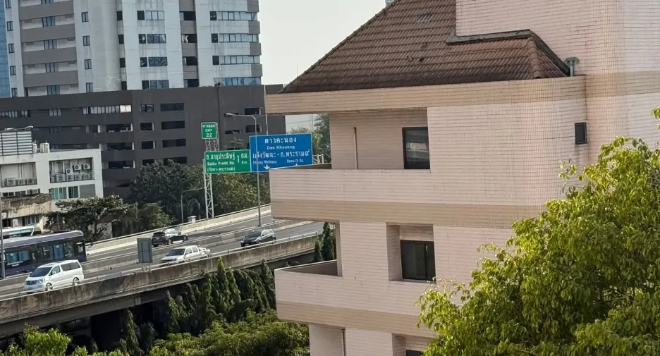 For sale 1 bed condo in Yan Nawa, Bangkok