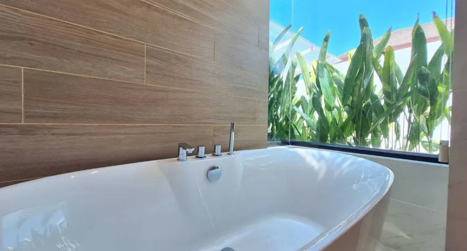 Villa zum Kauf mit 3 Zimmer in Mueang Phuket, Phuket