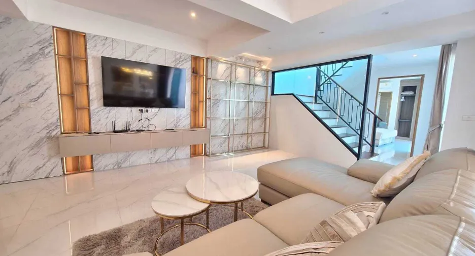 Villa zum Kauf mit 3 Zimmer in Mueang Phuket, Phuket