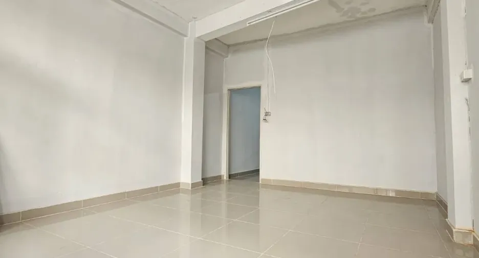 For sale and for rent 4 bedrooms retail Space in Bang Kho Laem, Bangkok