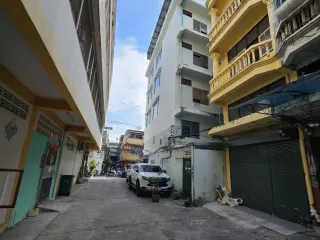 For sale and for rent 4 bedrooms retail Space in Bang Kho Laem, Bangkok