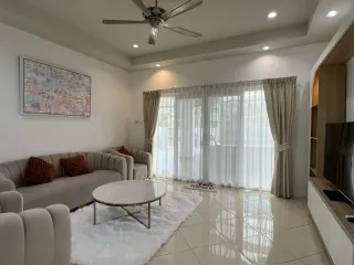 Villa zum Kauf und zur Miete mit 3 Zimmer in Bang Lamung, Chonburi