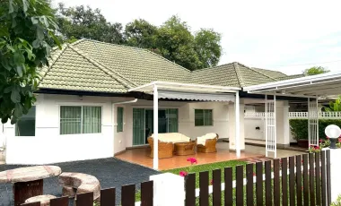 À vendre et à louer 3 chambres villa à Bang Lamung, Chonburi