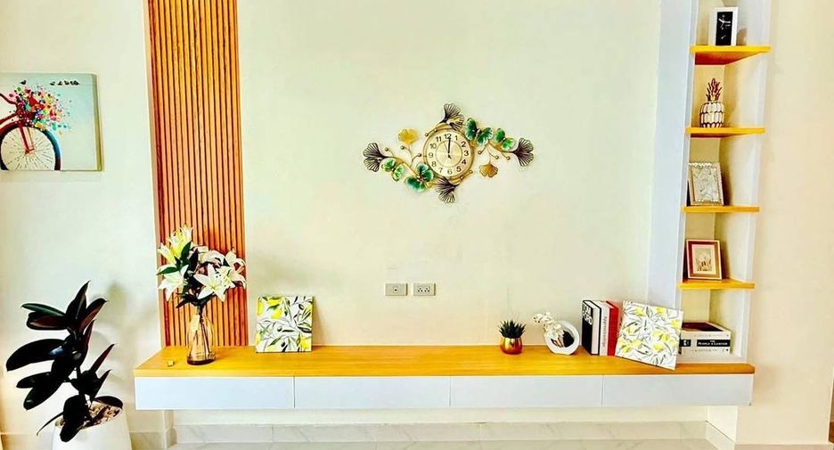 For sale 2 bedrooms townhouse in East Pattaya, Pattaya